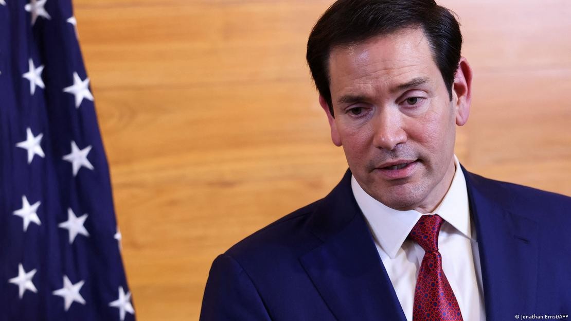 In Spanish, Marco Rubio offers money to Cubans, proposes a 'new Cuba' and says Trump wants a direct relationship with the country's citizens