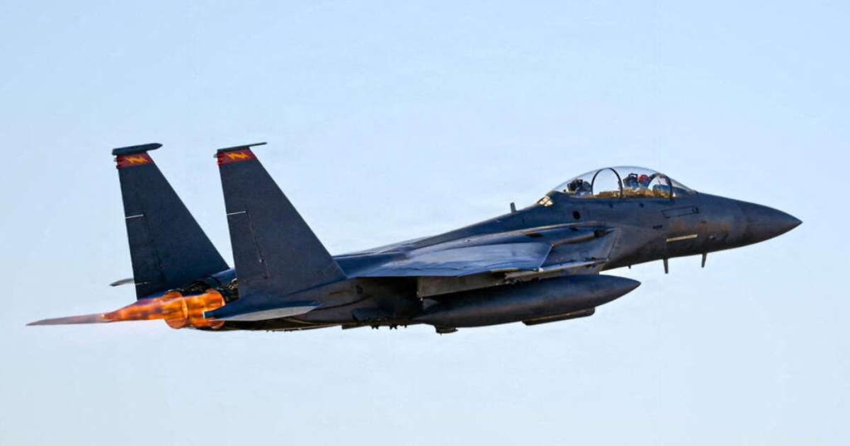 Iran Shoots Down Two US Planes and One Pilot Remains Missing