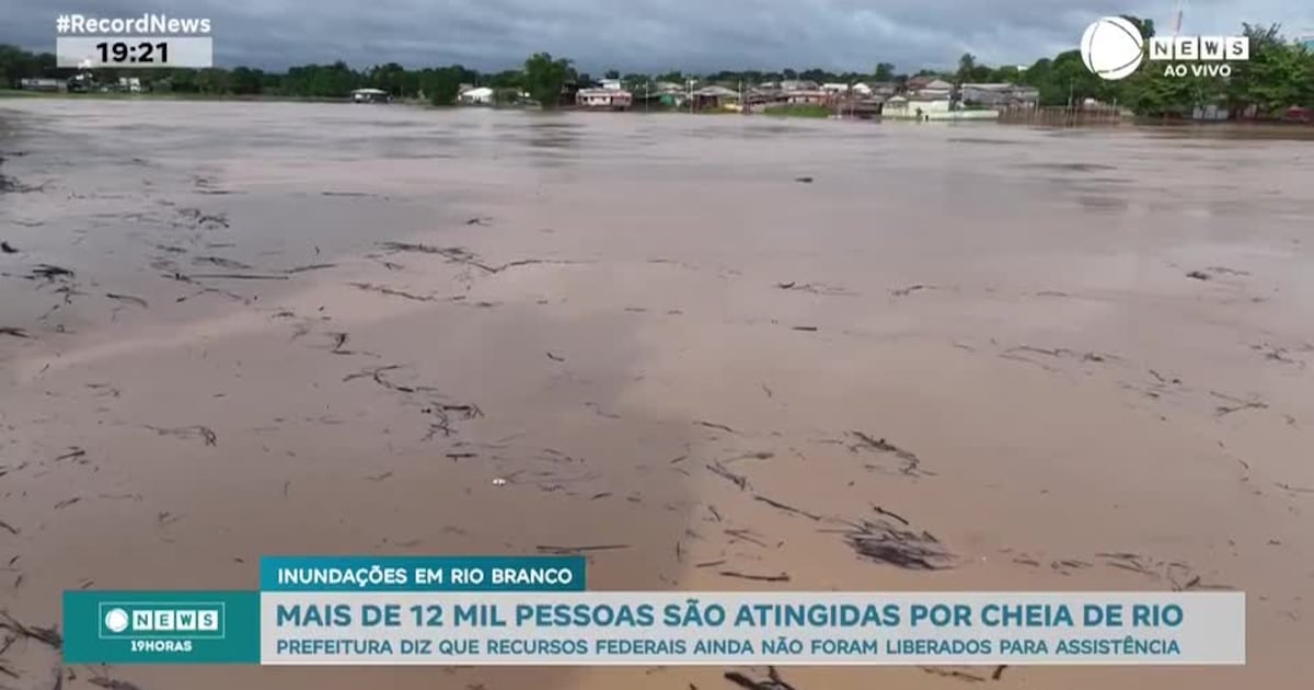 Flooding in Acre affects population in Rio Branco