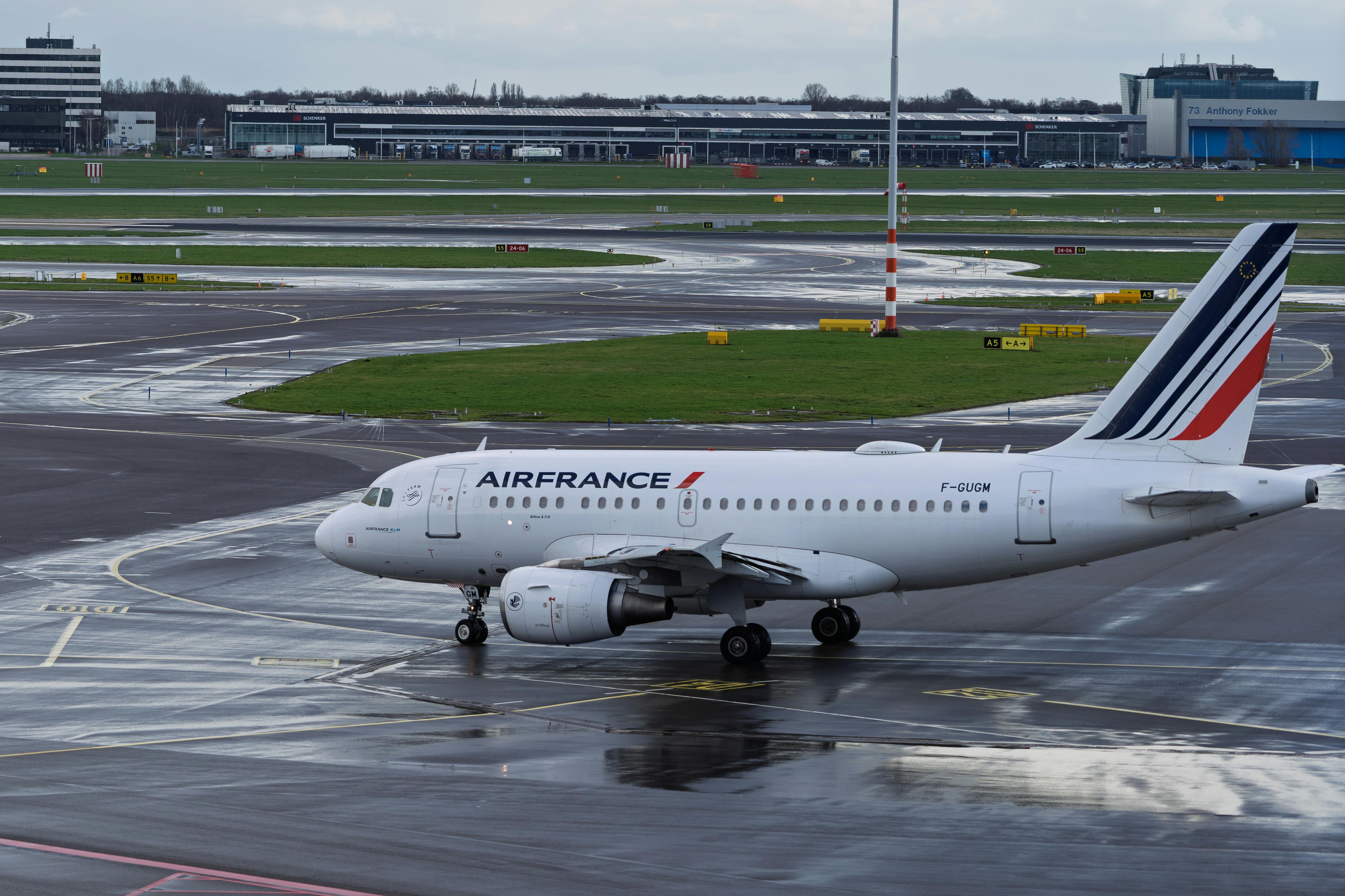 Flight Bound for the US Diverted to Canada After Passenger Exposure Suspected to Ebola Virus