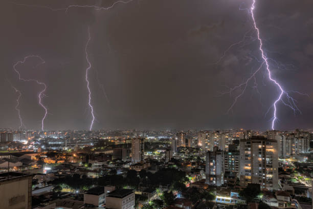 Tempestades devem continuar em São Paulo em janeiro de 2026