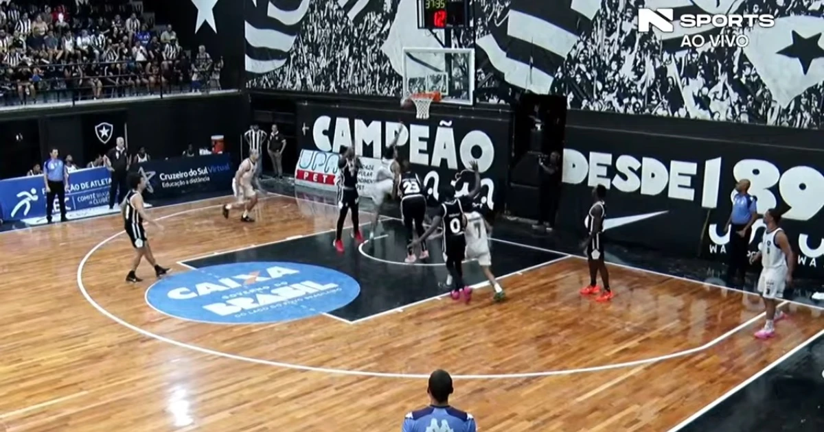 Botafogo leva virada no último minuto e perde para o Corinthians no NBB: 11ª derrota seguida