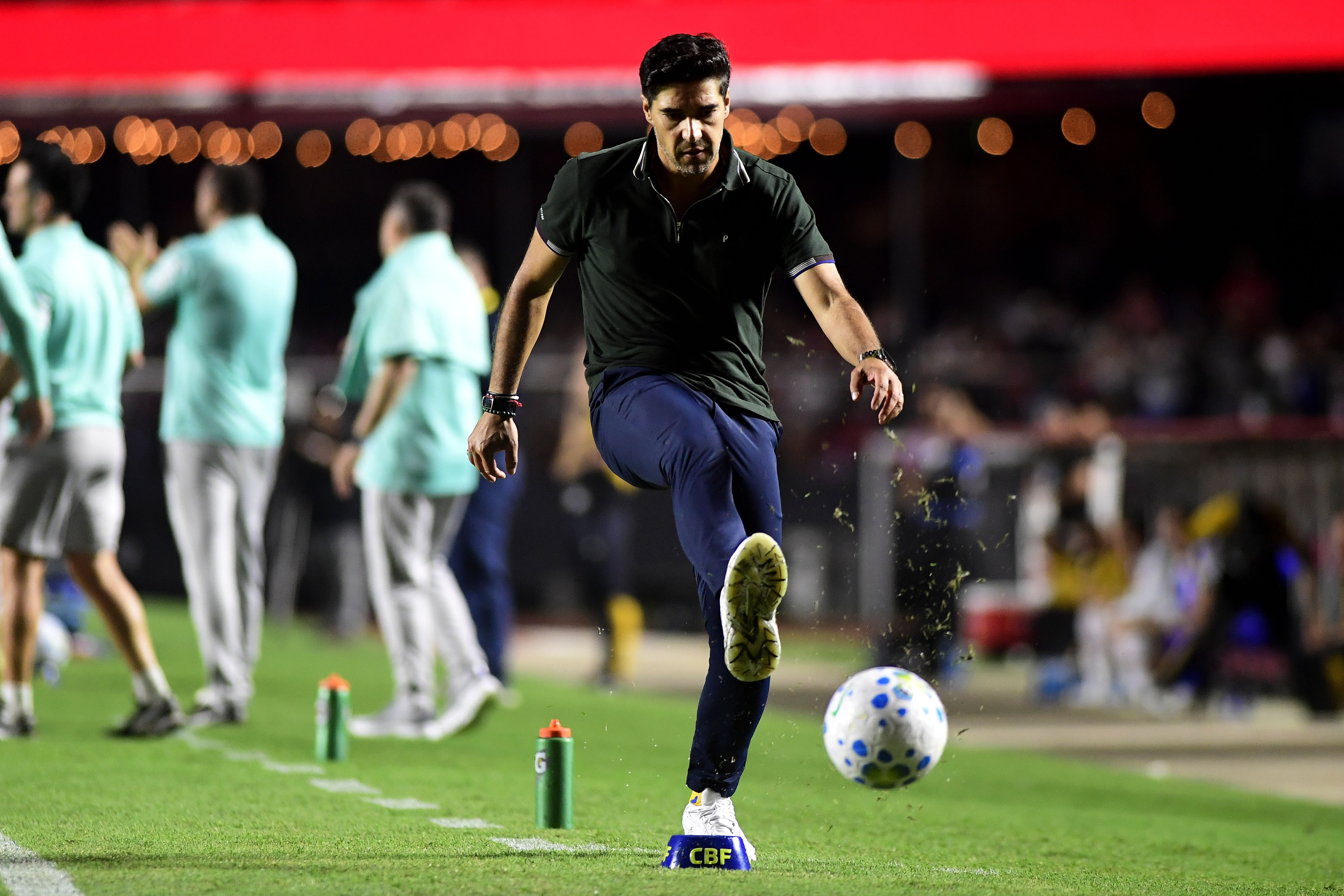 Abel Ferreira is reported to the STJD for expulsion in São Paulo x Palmeiras and could be banned