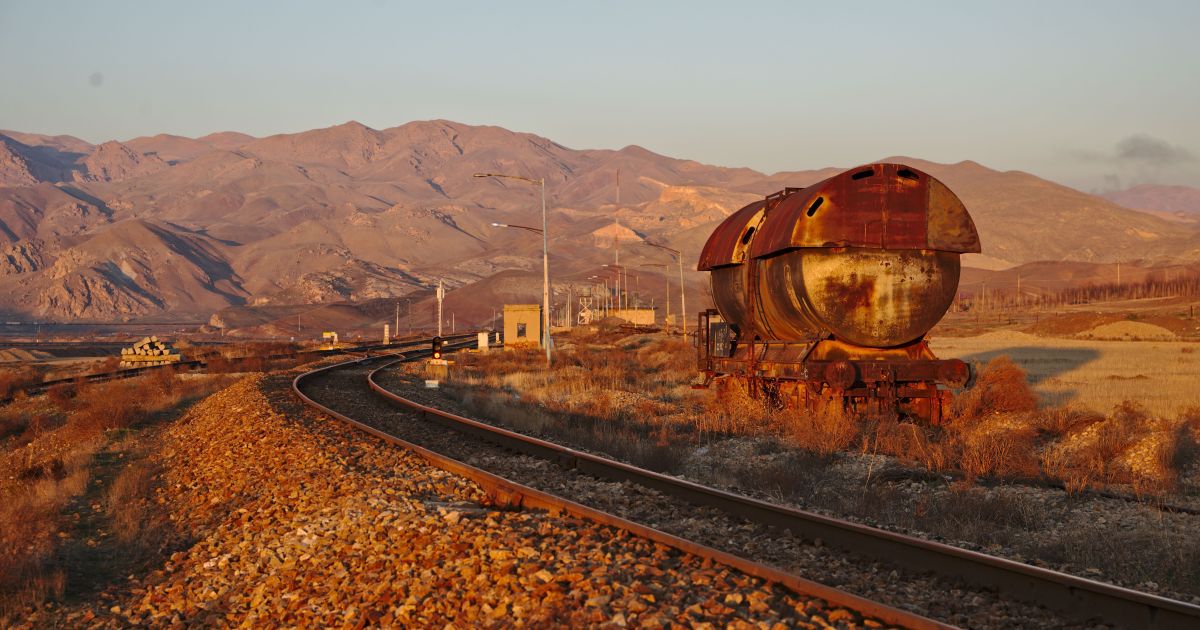 Iran suspends train circulation after Israeli attack alert