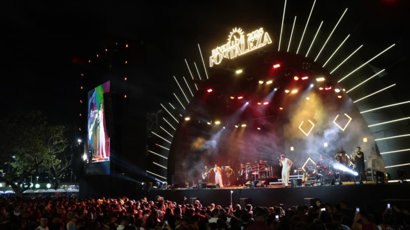 Réveillon 2026 attracts crowd to Conjunto Ceará